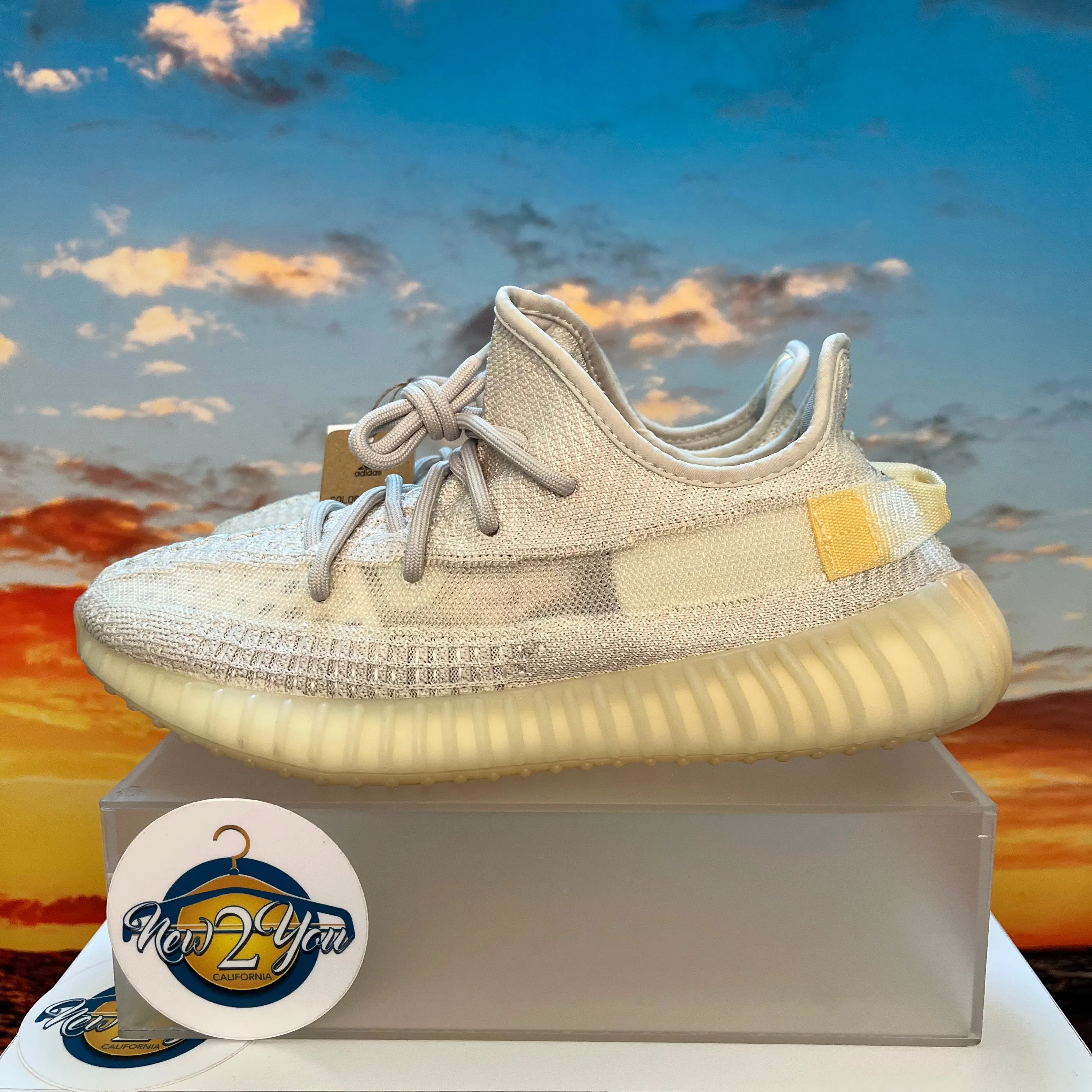 Adidas Yeezy Boost 350 V2 Light