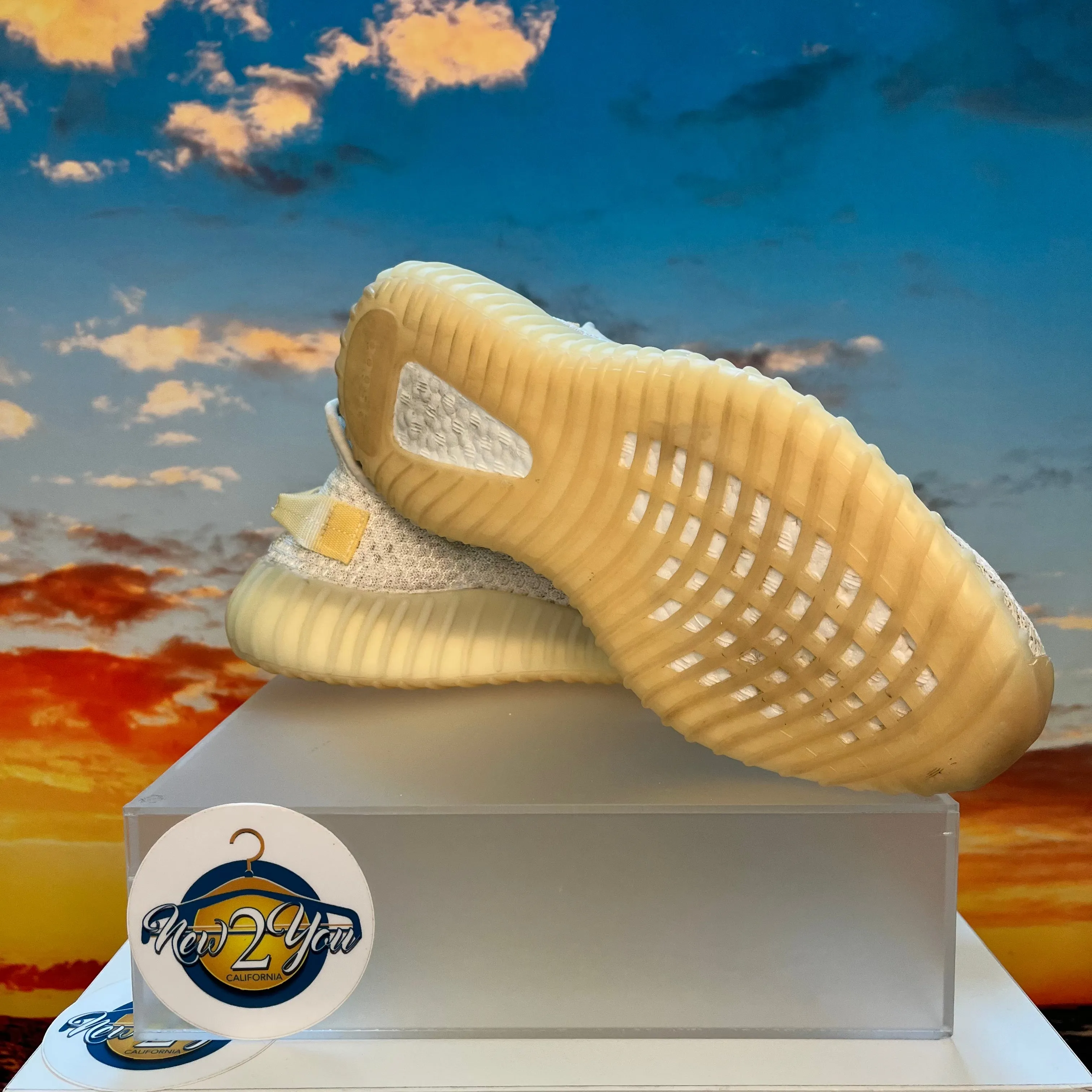 Adidas Yeezy Boost 350 V2 Light