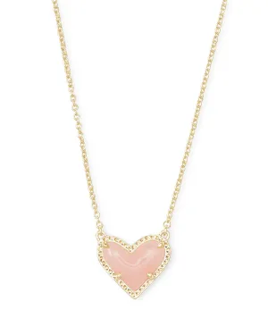 Ari Heart Gold Short Pendant in Rose Quartz