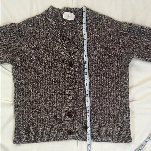 Aritiza wilfred 100% wool cardigan