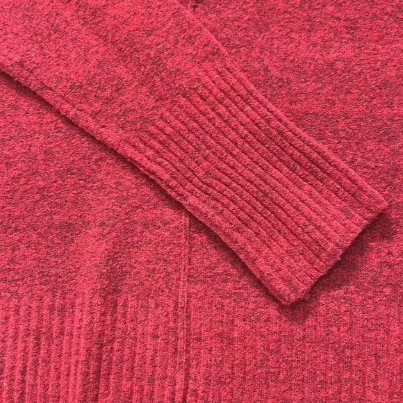 Athleta Womens Turtleneck Sweater High Low Loose Fit Boxy Burgundy Size M Wool