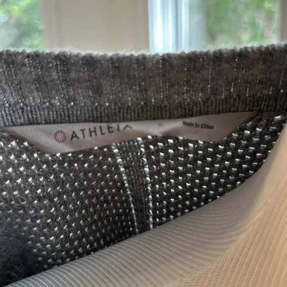 ATHLETA Wool/Cashmere Habitat Sweater, Grey Heather, Small, VGUC
