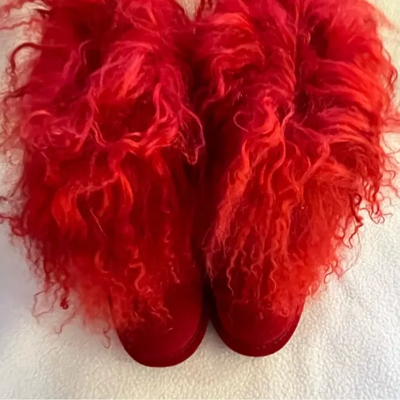 Bearpaw Boo Red Furry Boots