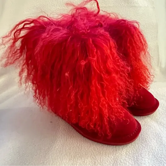 Bearpaw Boo Red Furry Boots