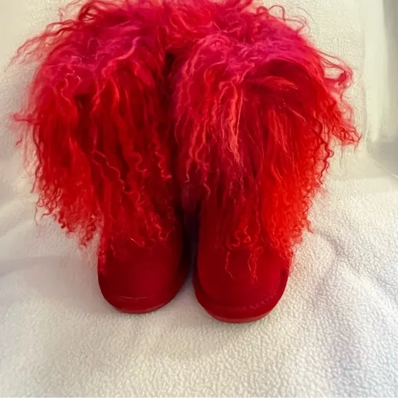 Bearpaw Boo Red Furry Boots