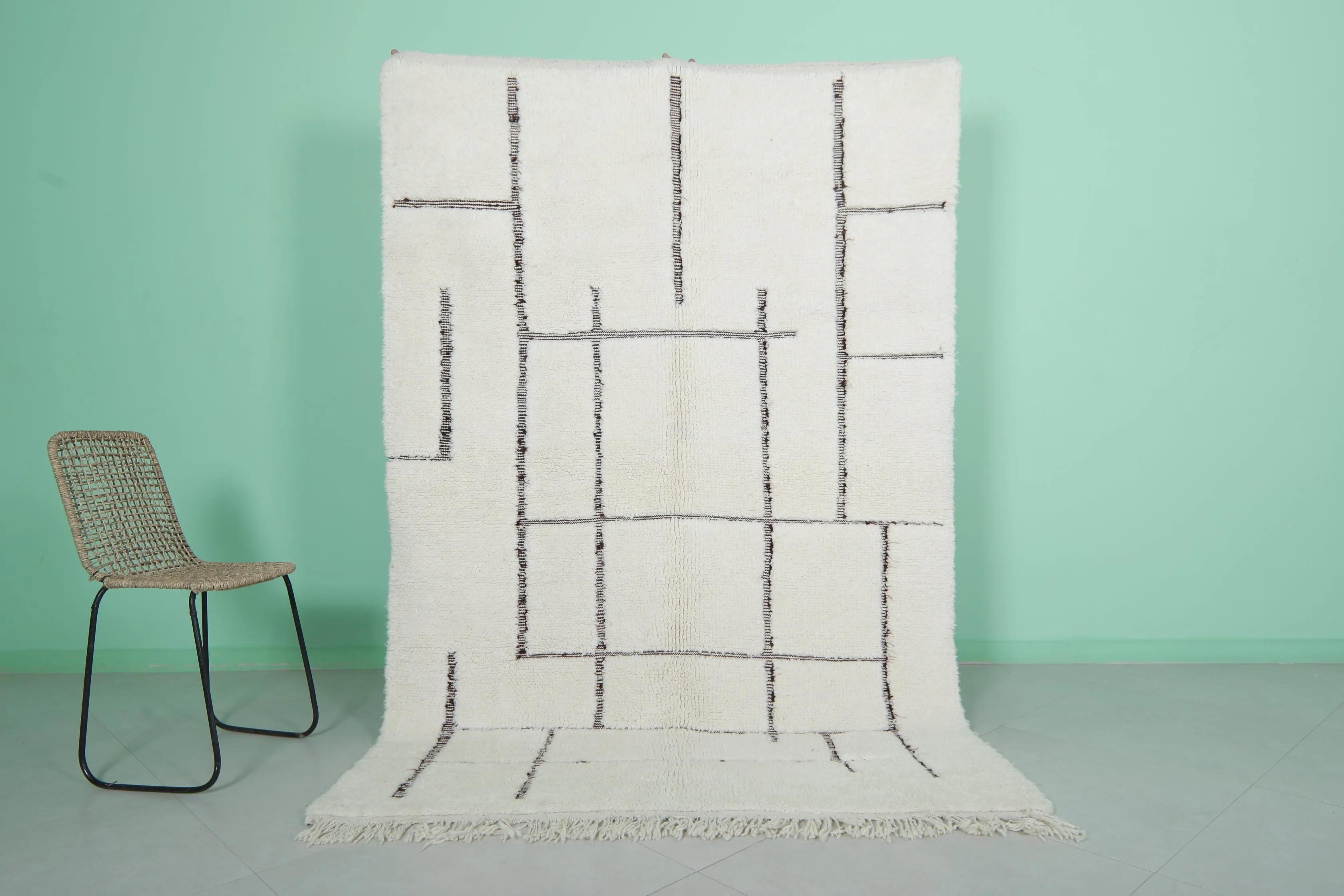 Beni Ourain Moroccan Wool Rug - 5.3 x 7.8 Feet | Minimalist Geometric Design