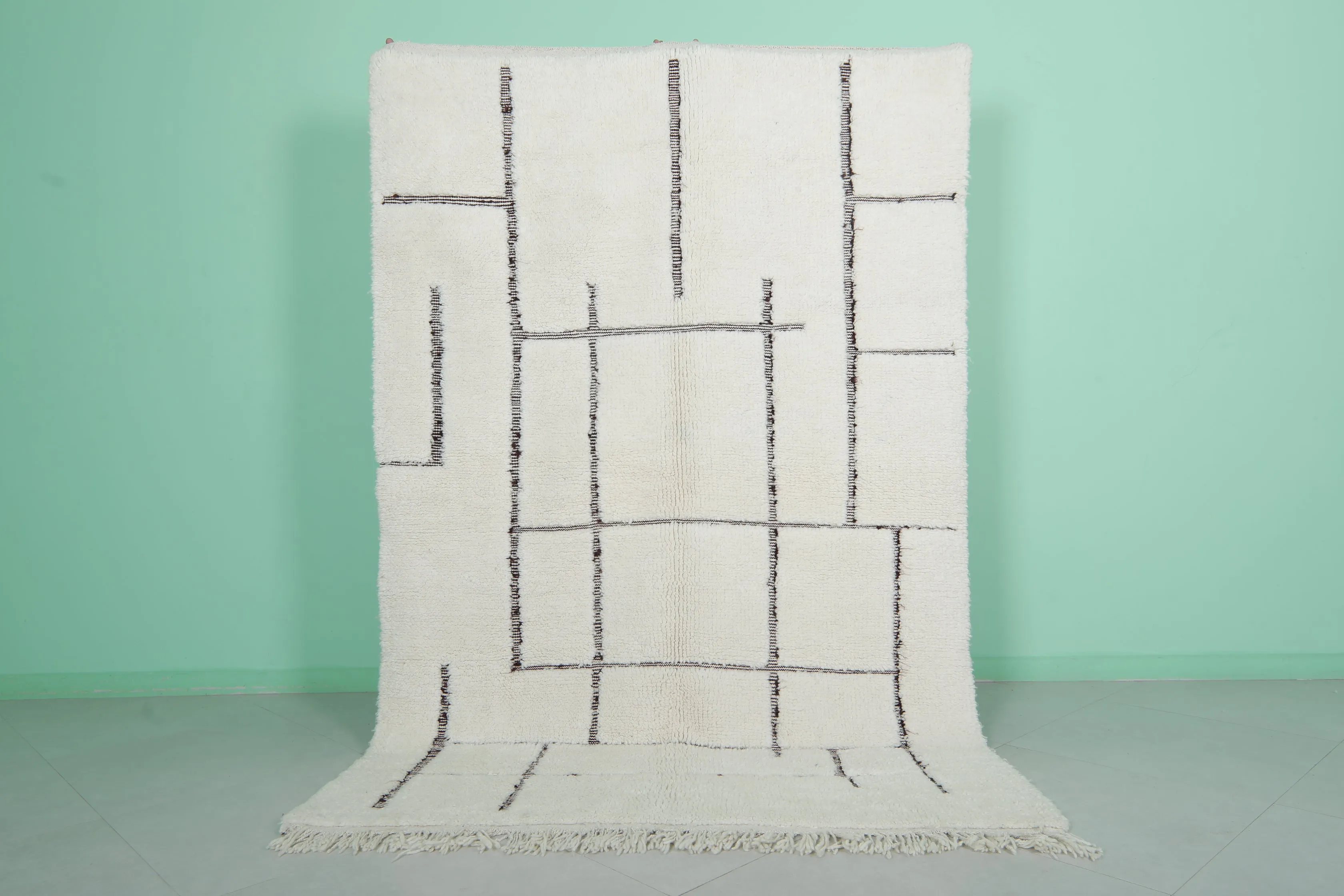 Beni Ourain Moroccan Wool Rug - 5.3 x 7.8 Feet | Minimalist Geometric Design