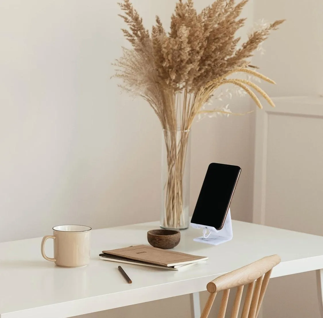 Chic Phone Stand