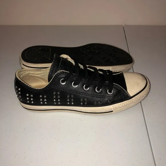 #converse#denimshoes# converseshoes #school #sale