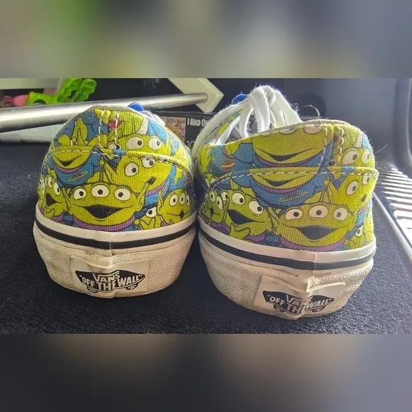 Disney Van's Pixar Toy Story Child Size Sneakers Size 4