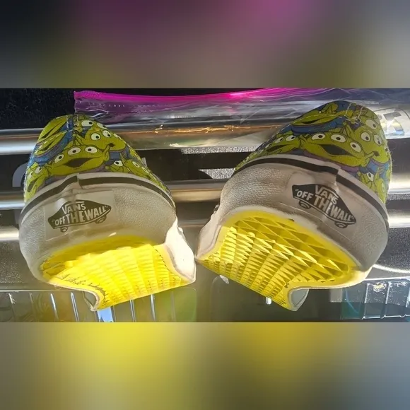 Disney Van's Pixar Toy Story Child Size Sneakers Size 4