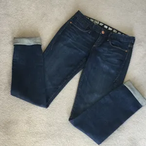 EARNEST SEWN JEANS Price Reduced