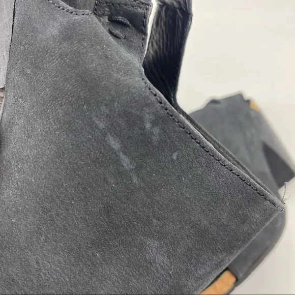 Eileen Fisher The Cone heels size 7 1/2