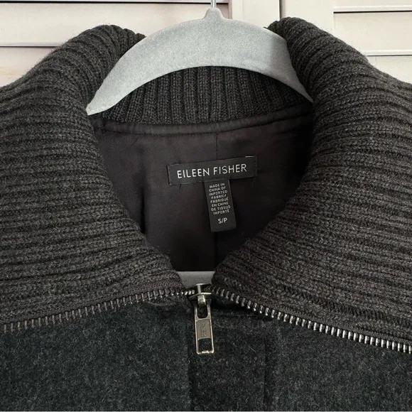 Eileen Fisher Women’s Wool Charcoal Jacket Sweater Ribbed Sleeves Size Small