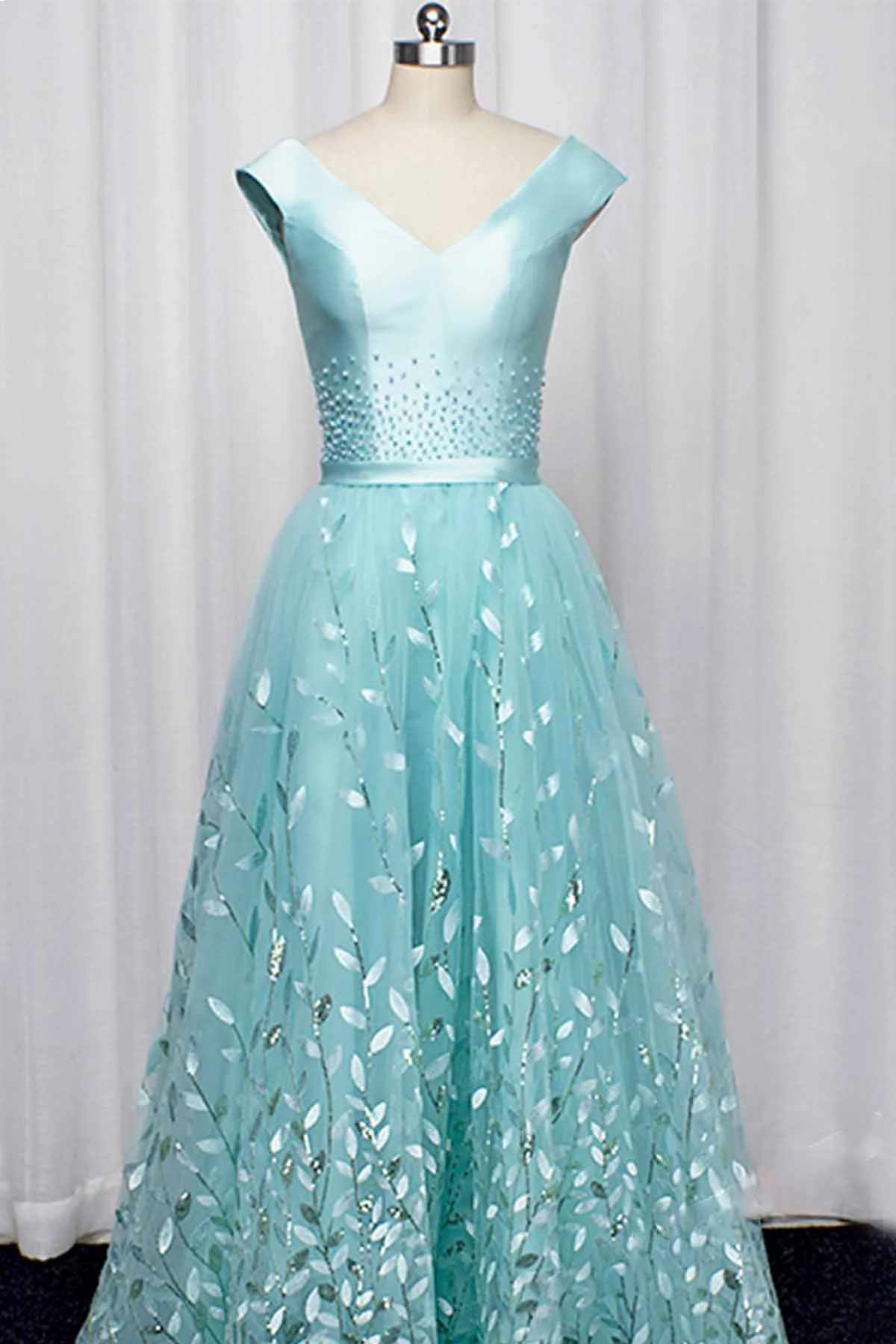 Elegant A Line Tulle V Neck Satin Lace Up Long Prom Dresses Formal Dresses OHC498