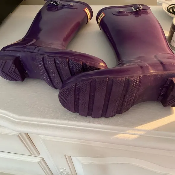 Girls purple hunter boots size 4