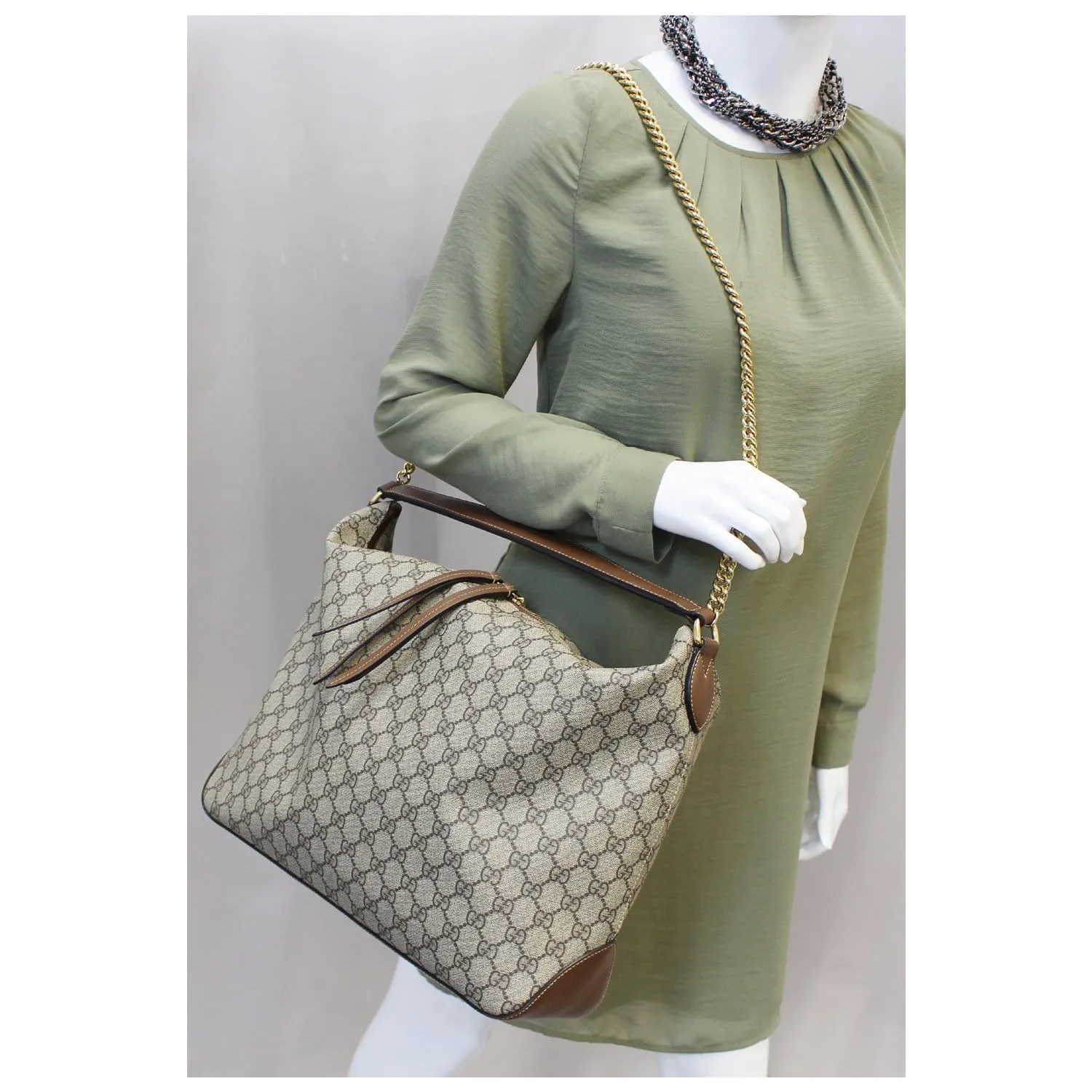 GUCCI GG Supreme Canvas Hobo Shoulder Bag Beige/Brown