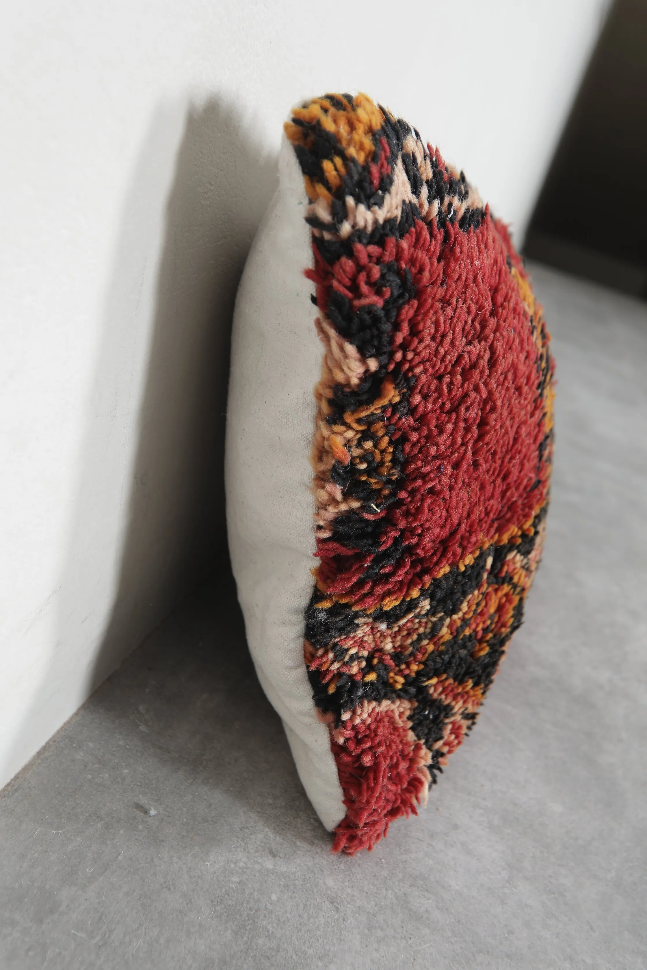 Handwoven Moroccan Wool Pillow with Bold Floral Patterns - 16.5 x 23.6 Inches