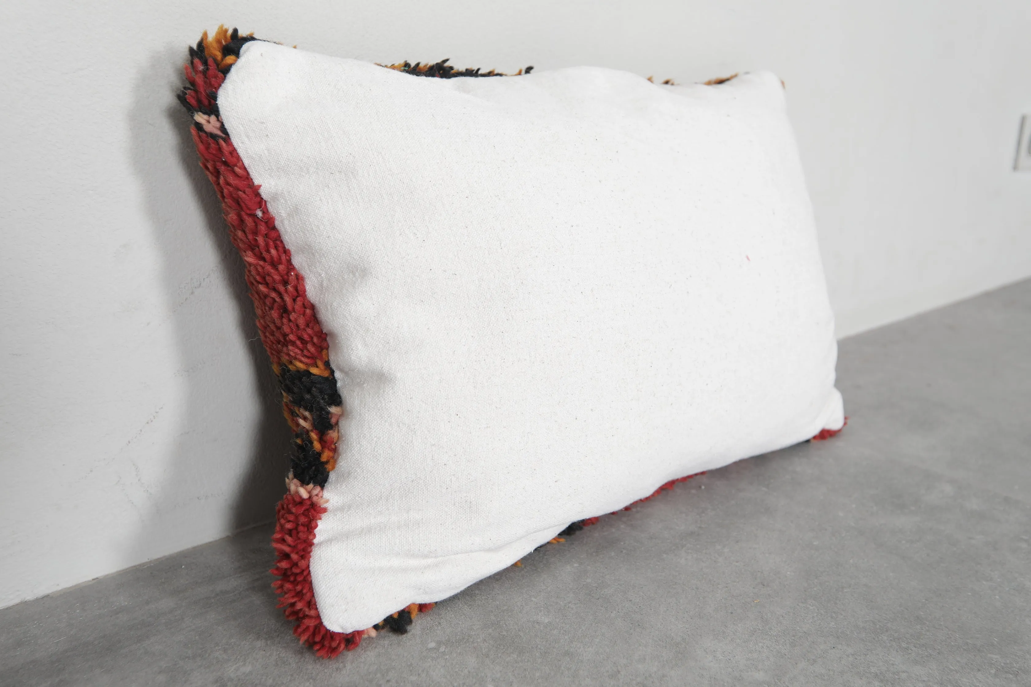Handwoven Moroccan Wool Pillow with Bold Floral Patterns - 16.5 x 23.6 Inches