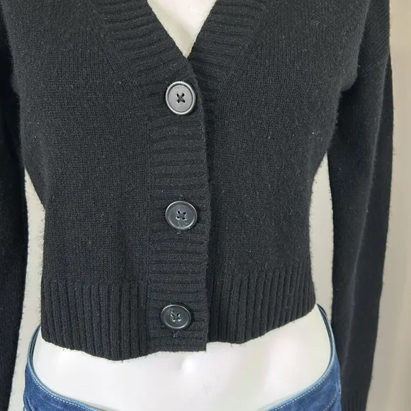 INTERMIX Grethel Wool Cashmere Cardigan Black Sweater Crop Sz P XS