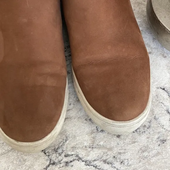 J slide fur lined boots