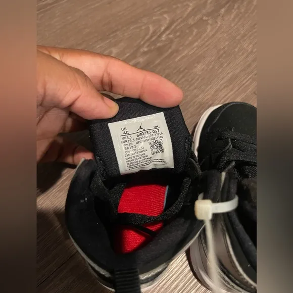 Jordan 1 Mid Johnny Kilroy