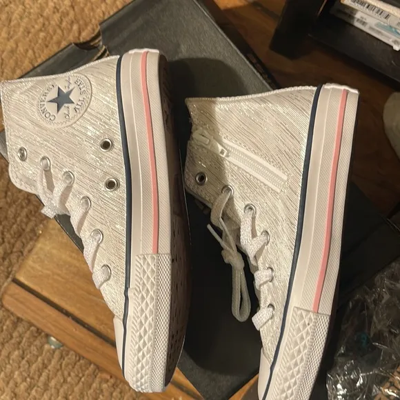 Last one! Authentic White converse all star chuck Taylor