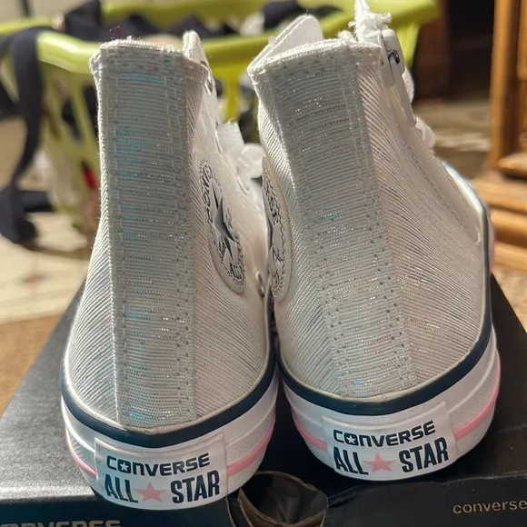 Last one! Authentic White converse all star chuck Taylor