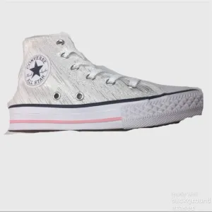 Last one! Authentic White converse all star chuck Taylor