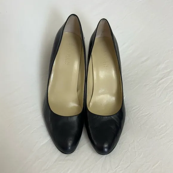 Lauren Ralph Lauren Black Leather Almond Toe Heels Size 8 Classic Designer Retro