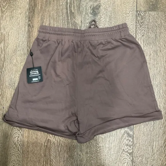 LIV &amp; SAGE  Trendsetter Chic Shorts