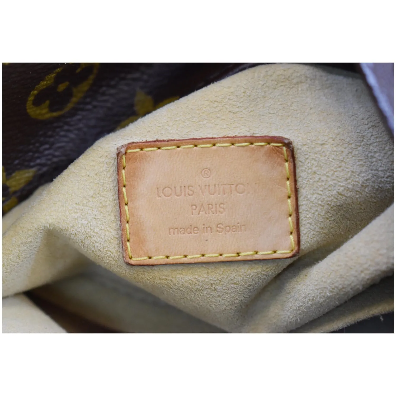 LOUIS VUITTON Artsy MM Monogram Canvas Shoulder Bag Brown