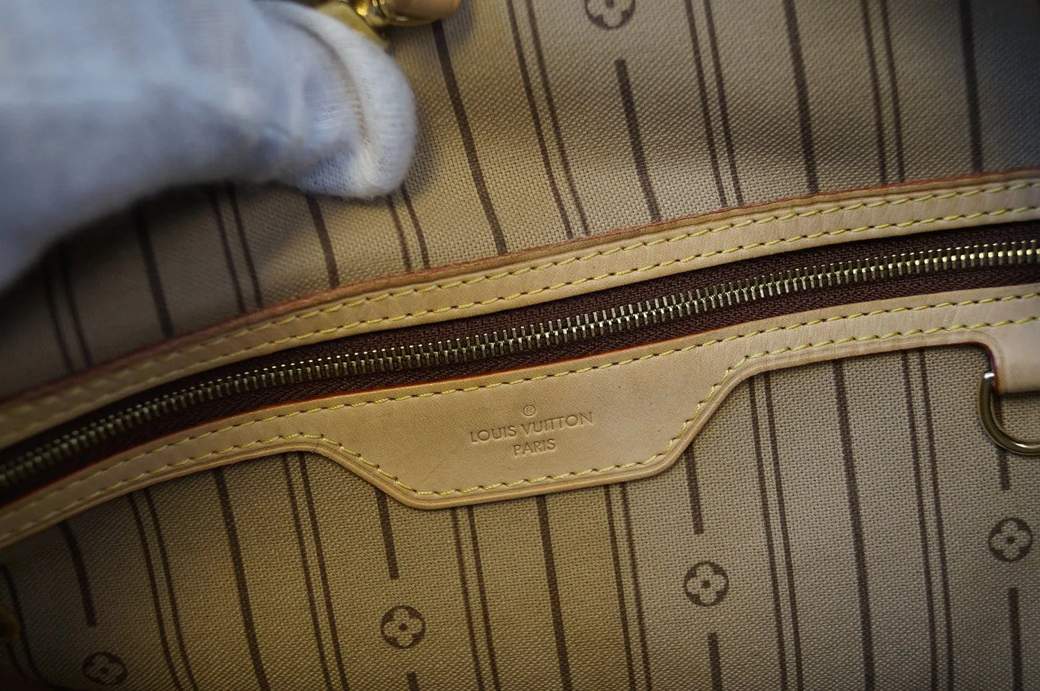 LOUIS VUITTON Delightful PM Monogram Hobo Shoulder Bag