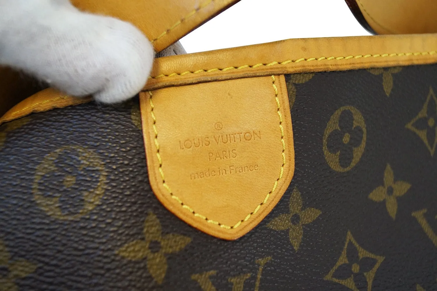 LOUIS VUITTON Delightful PM Monogram Hobo Shoulder Bag