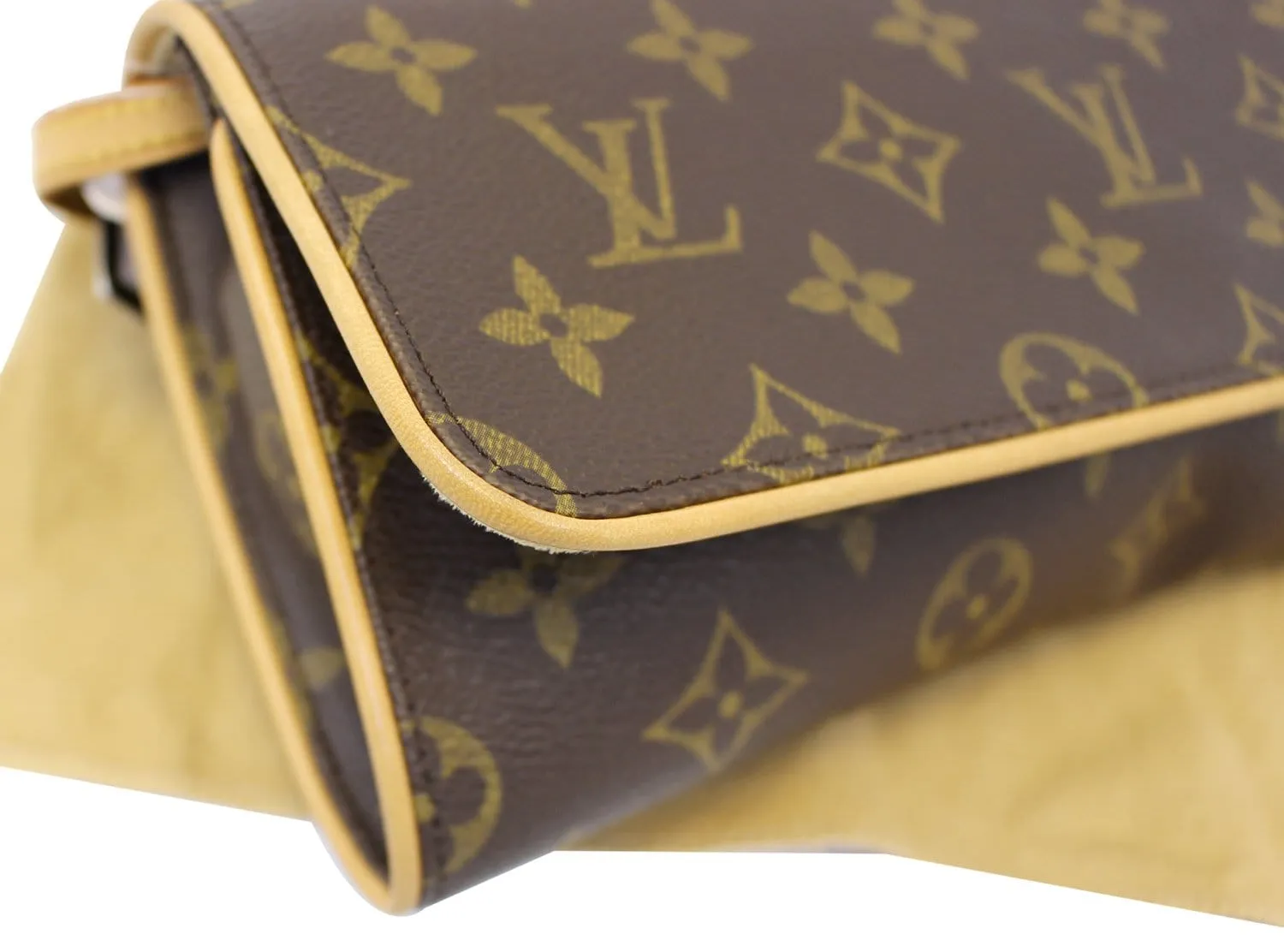 LOUIS VUITTON Monogram Canvas Pochette Twin GM Shoulder Crossbody Bag