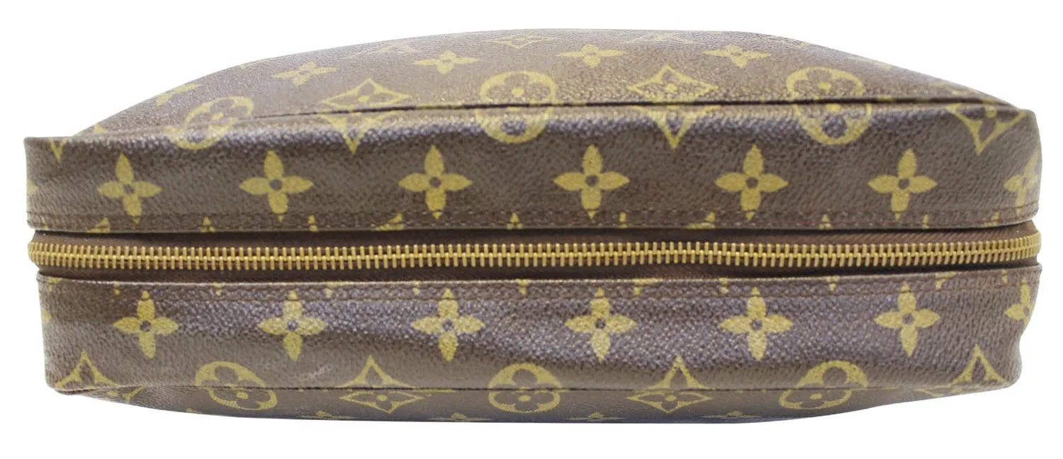 LOUIS VUITTON Monogram Canvas Trousse Toilette 28 Clutch