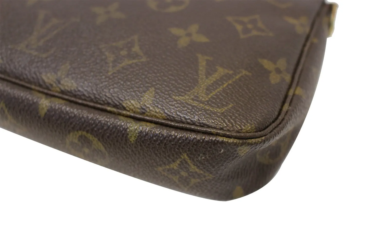 LOUIS VUITTON Pouch Monogram Canvas Pochette Accessoires Long Strap