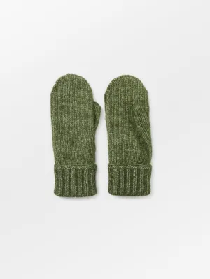 Max Mittens