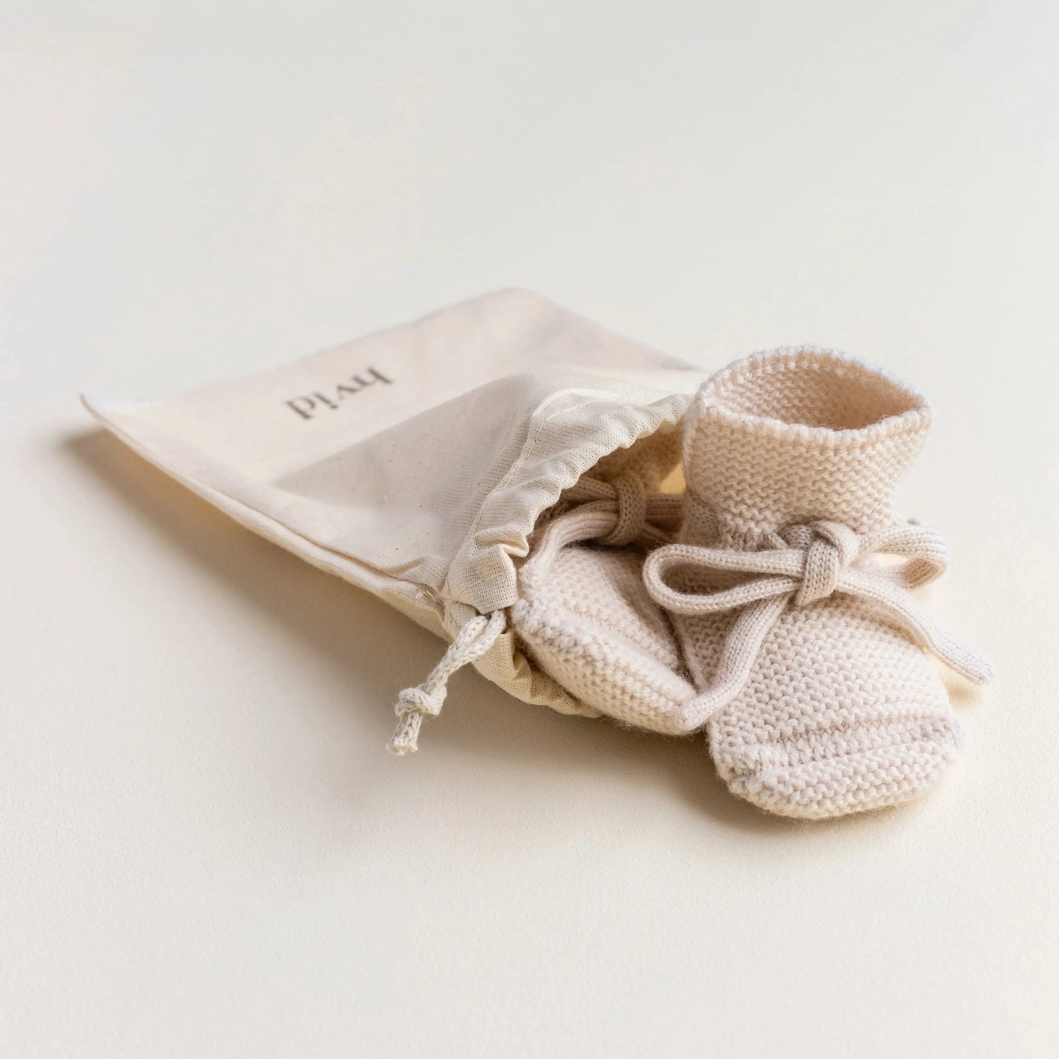 Merino Wool Baby Booties (Cream)