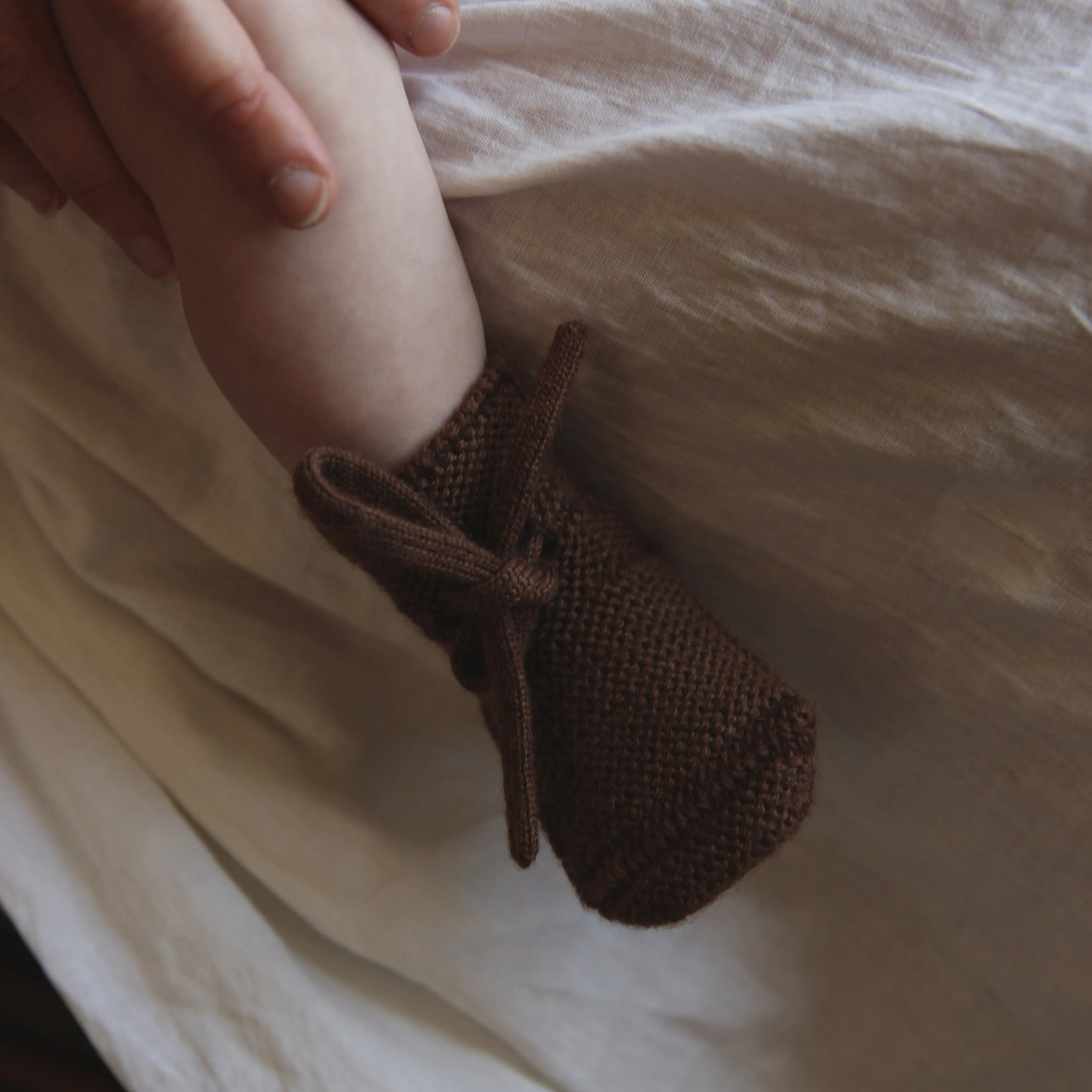 Merino Wool Baby Booties (Dark Brown)