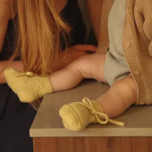 Merino Wool Baby Booties (Light Yellow)