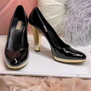 MICHAEL KORRS HEELS