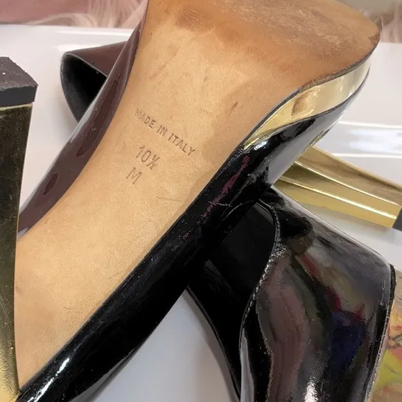 MICHAEL KORRS HEELS