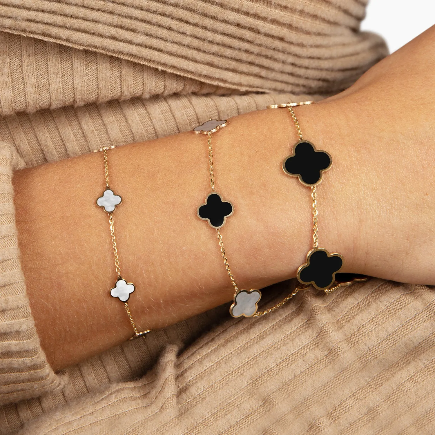 Mini Mother of Pearl Clover Bracelet