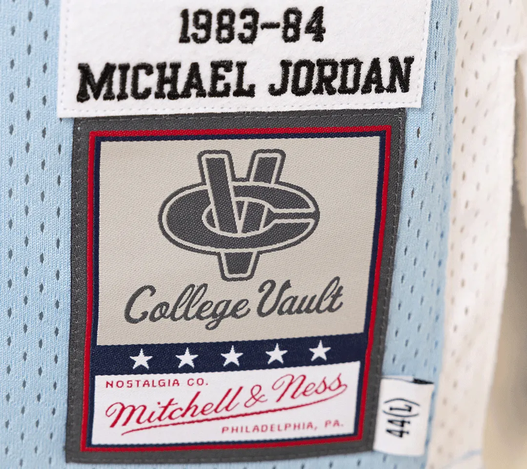 Mitchell & Ness Authentic Jersey | Michael Jordan