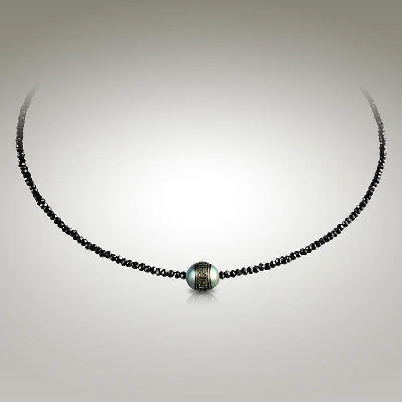 Moana Chic - Black Spinel Choker