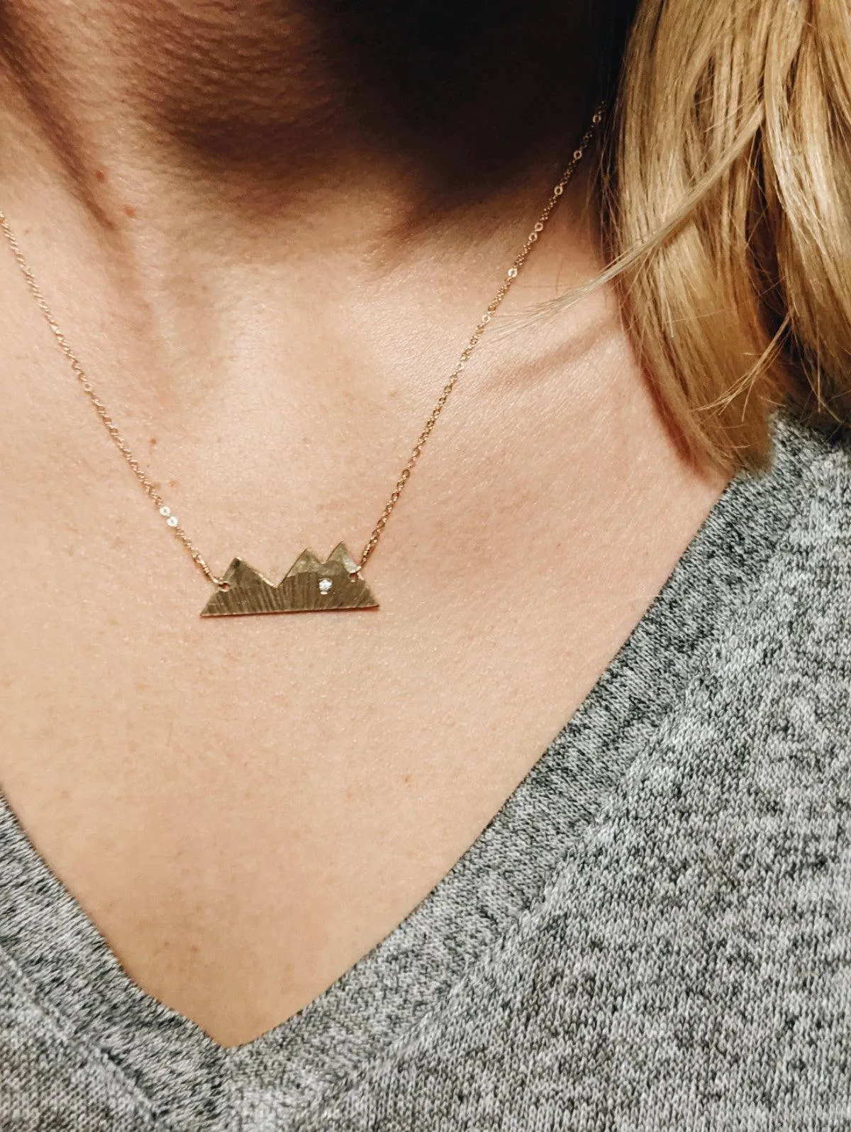 Mountain Necklace with Diamond