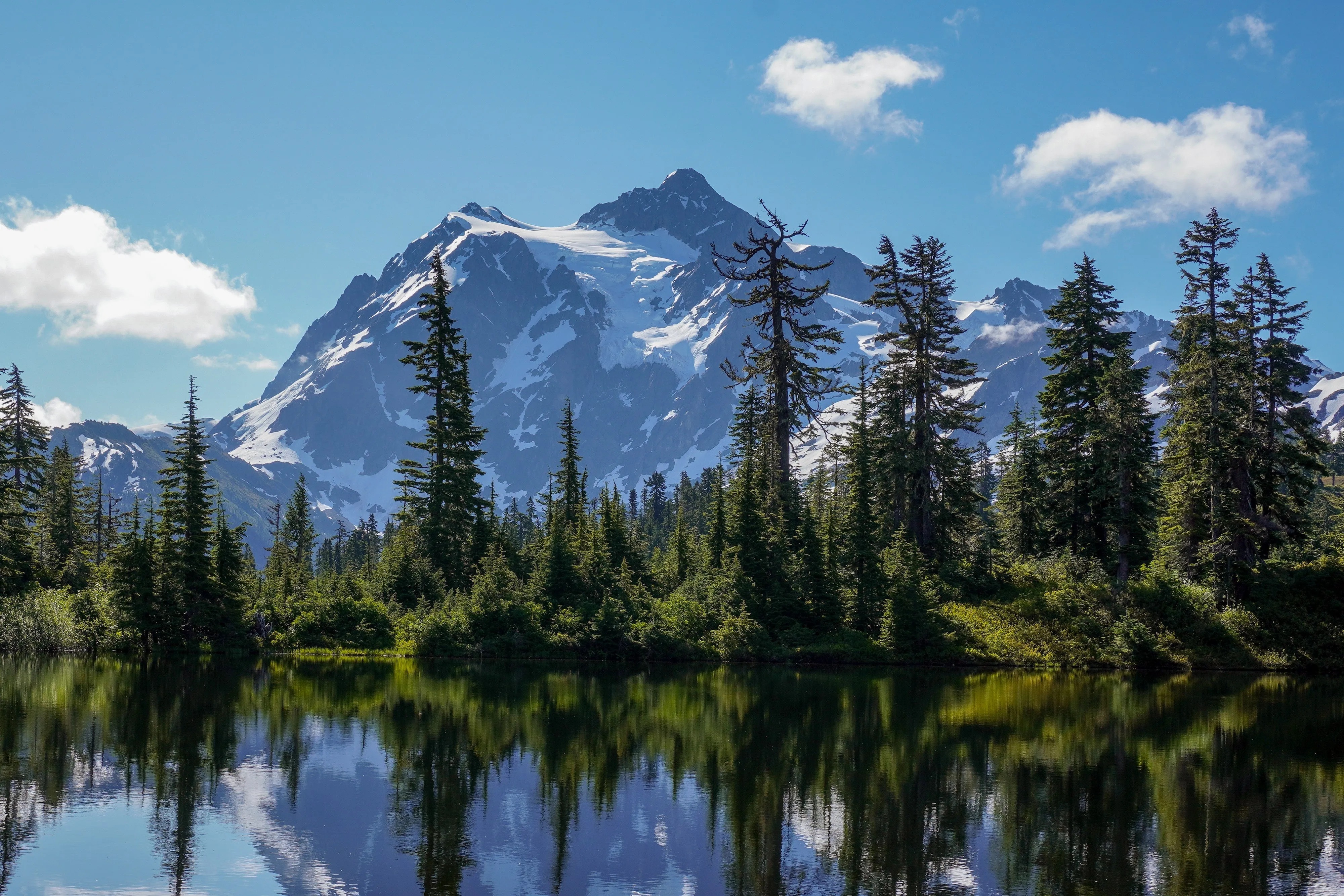 Mt Shuksan Fisher Chimneys