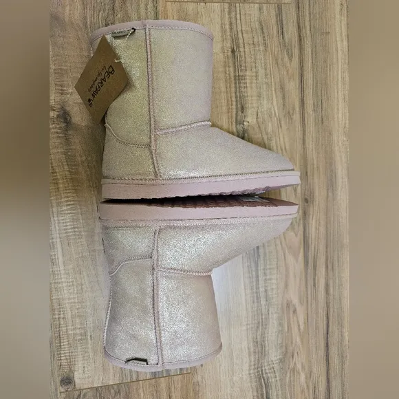 New BearPaw Elle Exotic Youth Pink Glitter, size US 5