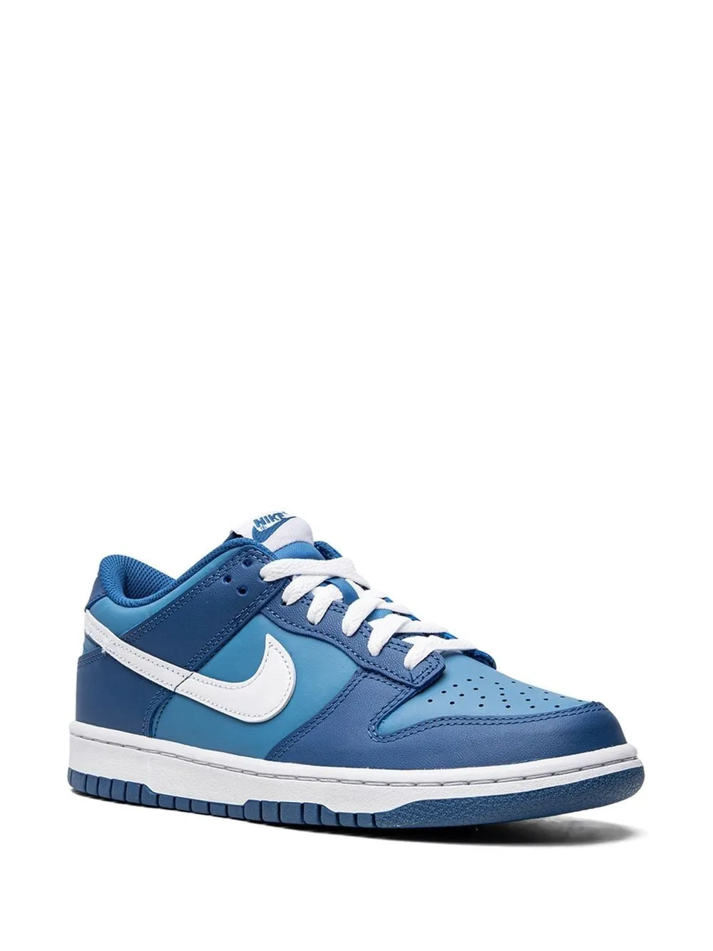 Nike Dunk Low sneakers